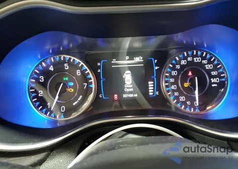 2016 Chrysler 200 Limited z USA, uszkodzony, nr VIN 1C3CCCAB1GN103127